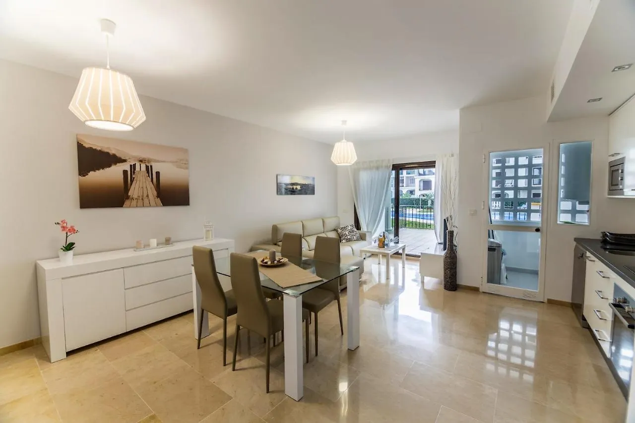 דירות מנילבה 2054-Amazing Apt On Beach
